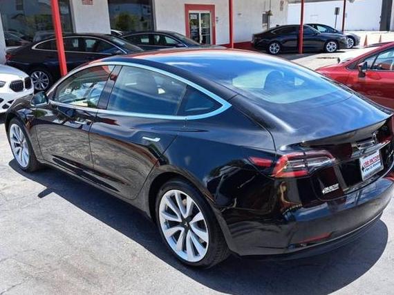 TESLA MODEL 3 2019 5YJ3E1EB2KF199880 image